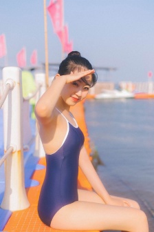 日本娇小XXXⅩHD